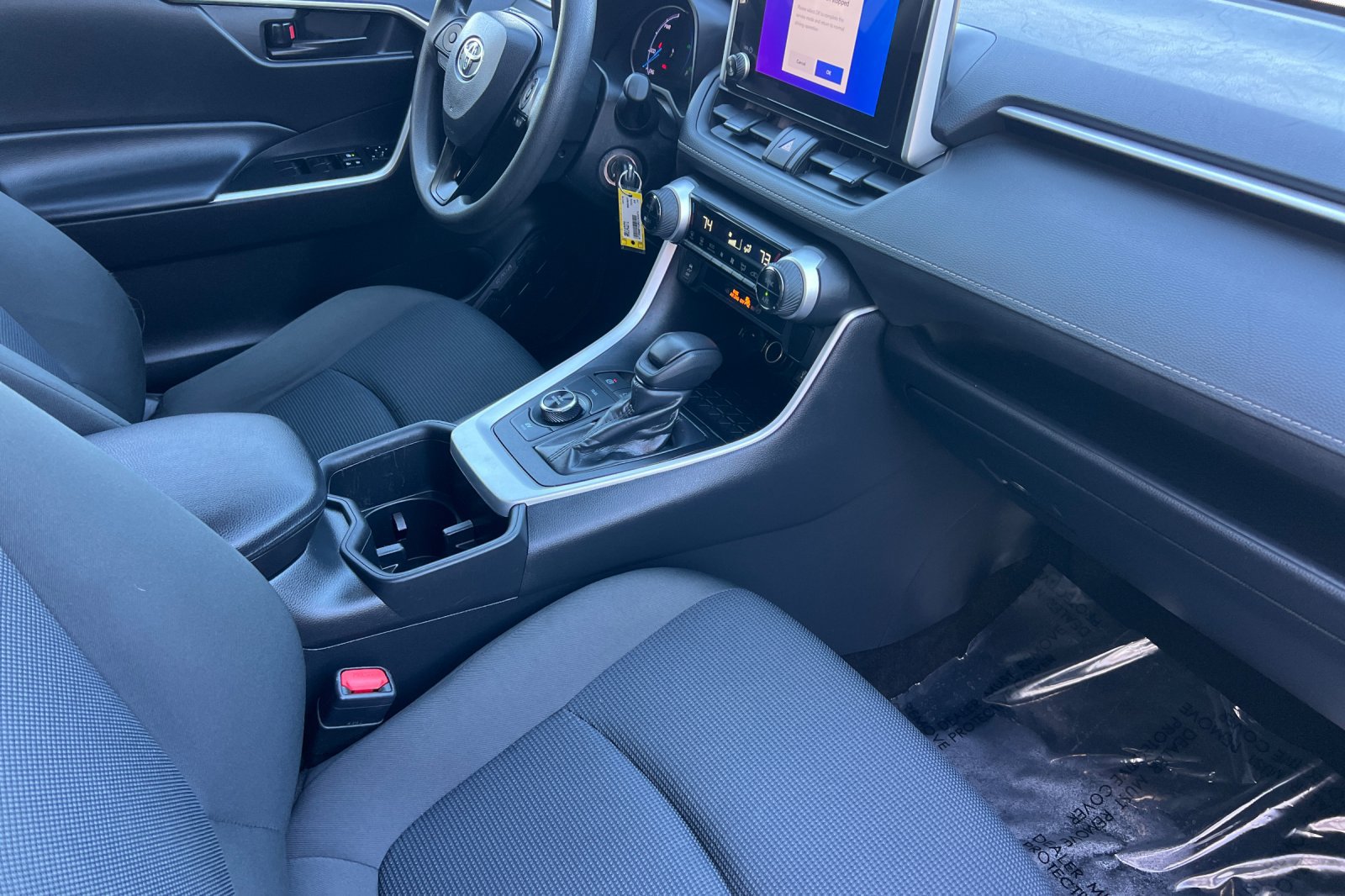 Certified 2024 Toyota RAV4 LE AWD/4WD image 16