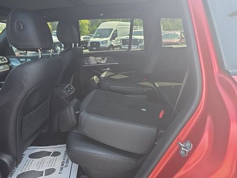 Used 2021 Mercedes-Benz GLS 580 4MATIC image 10