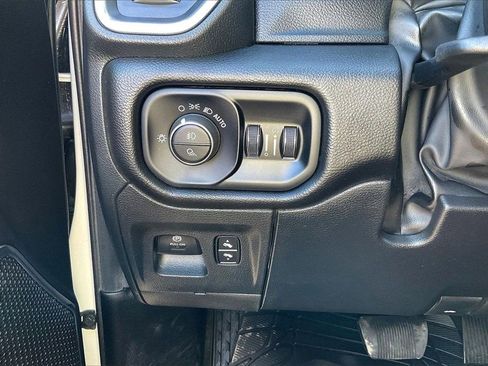 Used 2025 RAM 1500 Laramie image 22