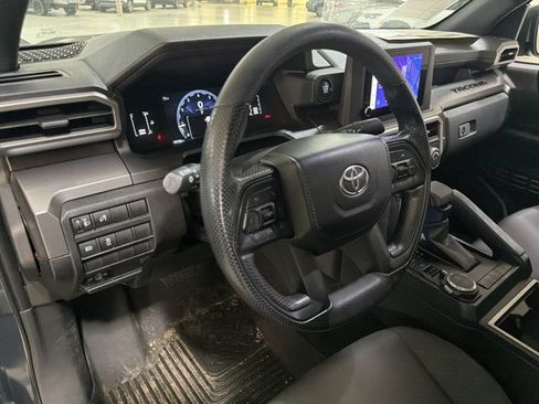 Used 2024 Toyota Tacoma SR5 AWD/4WD image 9