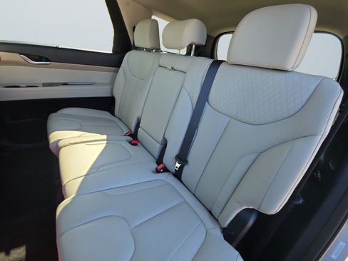 Used 2022 Hyundai Palisade SEL w/ 8P Bench Seat Package AWD/4WD image 14