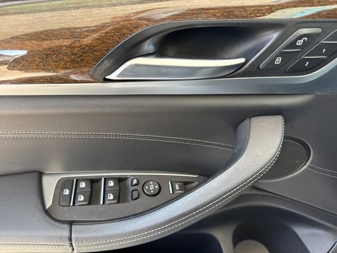 Used 2019 BMW X3 sDrive30i w/ Convenience Package image 11