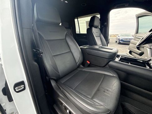 Certified 2022 GMC Yukon XL Denali image 26