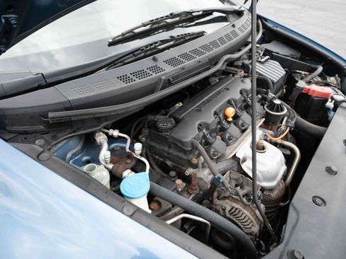 Used 2010 Honda Civic DX-VP image 32