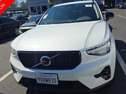 Used 2026 Volvo XC40 B5 Plus