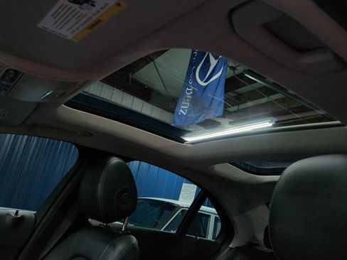 Used 2017 Mercedes-Benz C 300 4MATIC Sedan w/ Premium 3 Package image 12