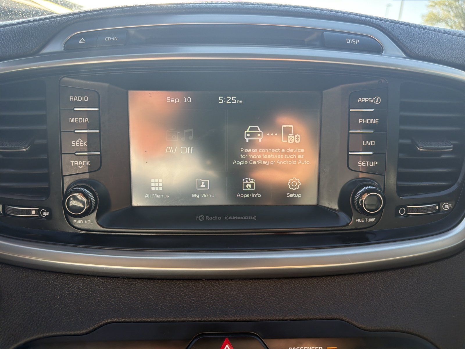 Used 2017 Kia Sorento EX AWD/4WD image 16