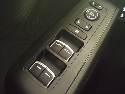 Used 2023 Honda Civic Sport image 27
