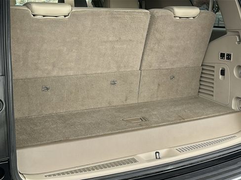 Used 2017 GMC Yukon Denali image 27