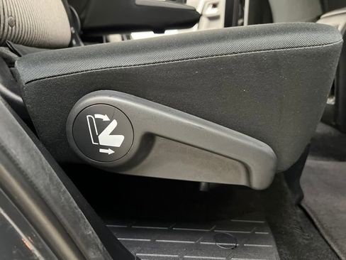 Used 2024 Toyota 4Runner SR5 image 19