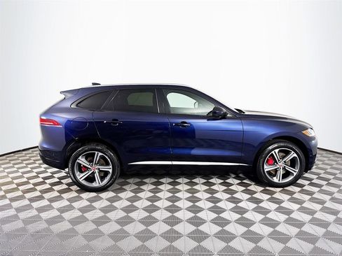 Used 2019 Jaguar F-PACE S image 5