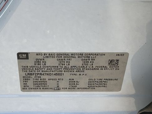 Certified 2022 Buick Envision Essence w/ Technology Package I AWD/4WD image 36
