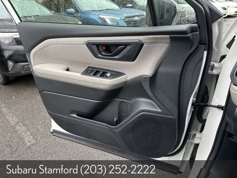 Used 2025 Subaru Forester Premium image 23