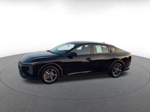 Used 2025 Kia K4 LXS image 8