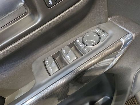 Used 2022 GMC Sierra 2500 AT4 w/ AT4 Preferred Package AWD/4WD image 15