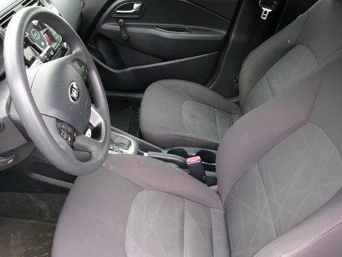 Used 2016 Kia Rio LX image 11