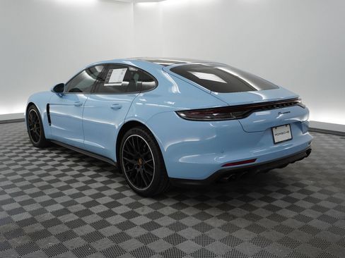 Certified 2023 Porsche Panamera image 3