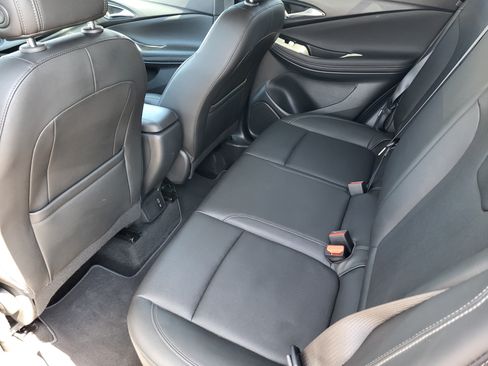 Used 2024 Buick Encore GX Sport Touring FWD image 22