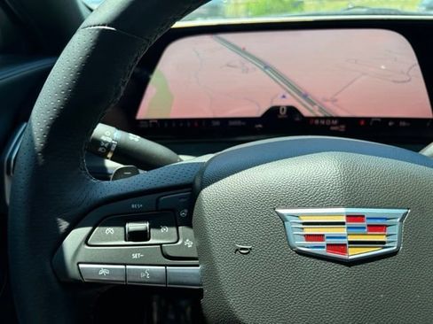 Certified 2025 Cadillac XT4 Sport AWD/4WD image 26