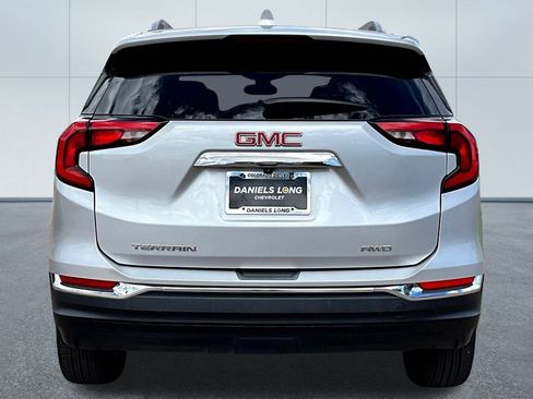 Used 2020 GMC Terrain SLT image 4