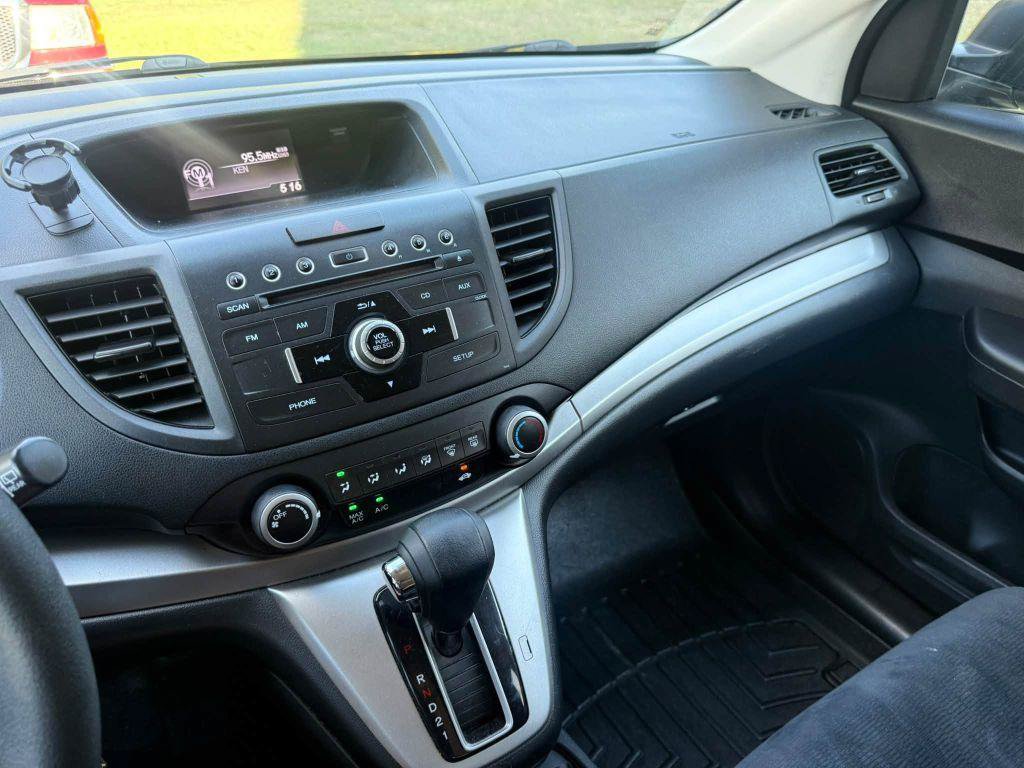 Used 2013 Honda CR-V LX image 20
