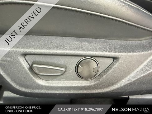 Used 2024 Ford Mustang Premium RWD image 17