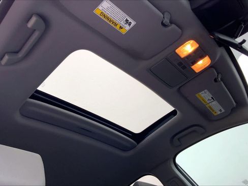 Used 2021 Honda CR-V EX image 13