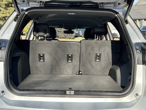 Used 2018 Chevrolet Equinox Premier image 40