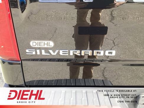 Used 2021 Chevrolet Silverado 1500 LT Trail Boss w/ Convenience Package II AWD/4WD image 12