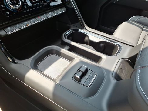 New 2026 GMC Sierra 2500 AT4X AWD/4WD image 16