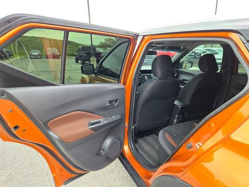 Used 2020 Nissan Kicks SR FWD image 23