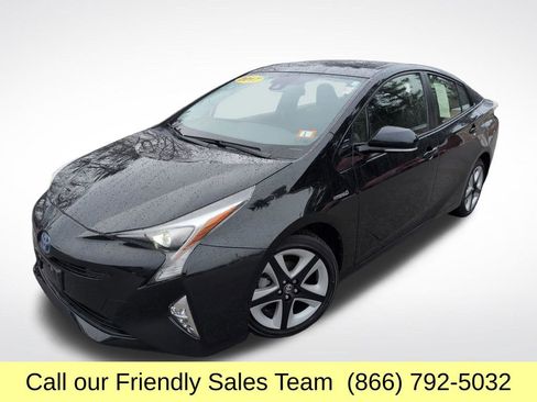 Certified 2017 Toyota Prius Three Touring w/ Carpet Mat Package image 1