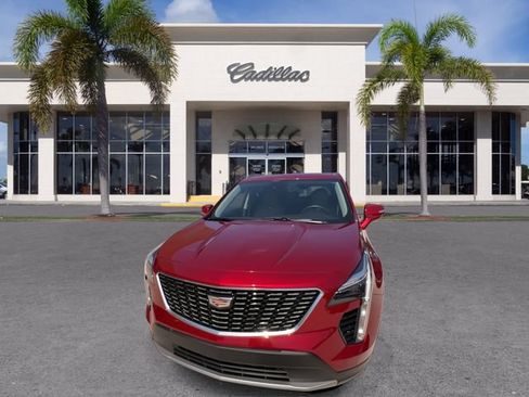 Certified 2023 Cadillac XT4 Premium Luxury FWD image 4