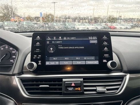 Used 2022 Honda Accord Sport image 18