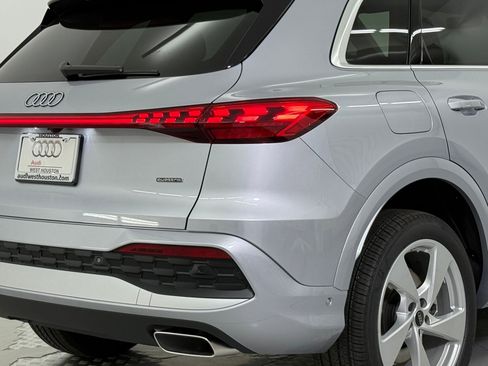 New 2025 Audi Q5 Premium Plus image 12