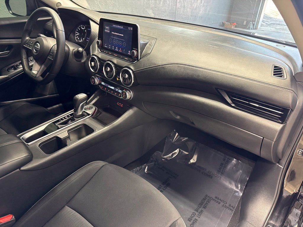 Used 2020 Nissan Sentra SV FWD image 30