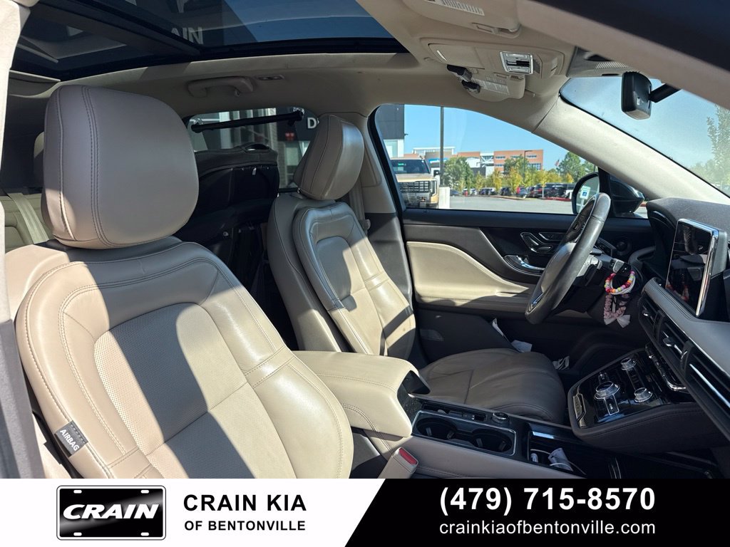 Used 2020 Lincoln Corsair Reserve w/ Equipment Group 202A AWD/4WD image 9