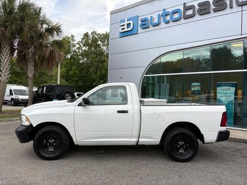 Used 2013 RAM 1500 Tradesman RWD image 2