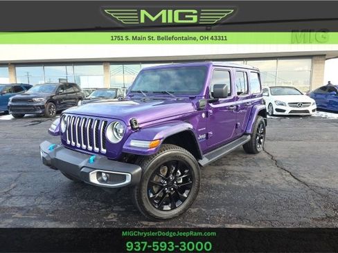 Used 2023 Jeep Wrangler Unlimited Sahara w/ Cold Weather Group image 1