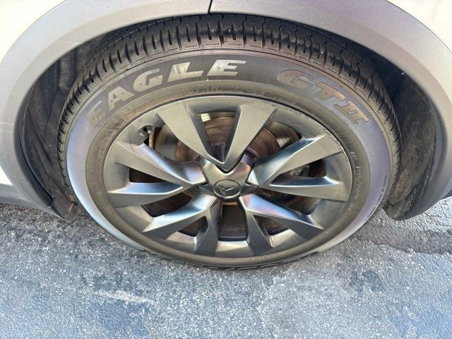 Used 2022 Tesla Model X AWD/4WD image 30