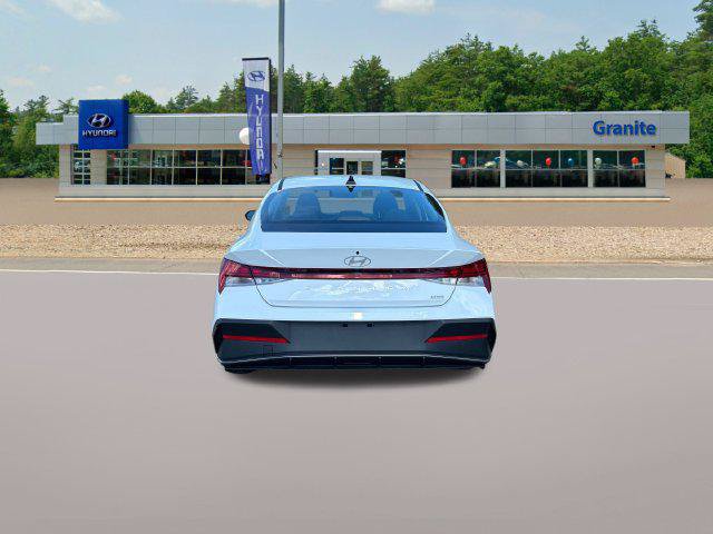 New 2026 Hyundai Elantra Hybrid FWD image 7
