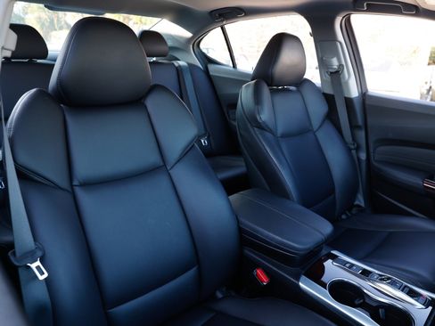 Used 2016 Acura TLX V6 image 19