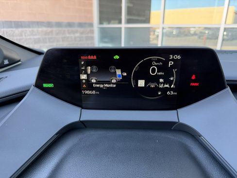 Used 2024 Toyota Prius Limited FWD image 19