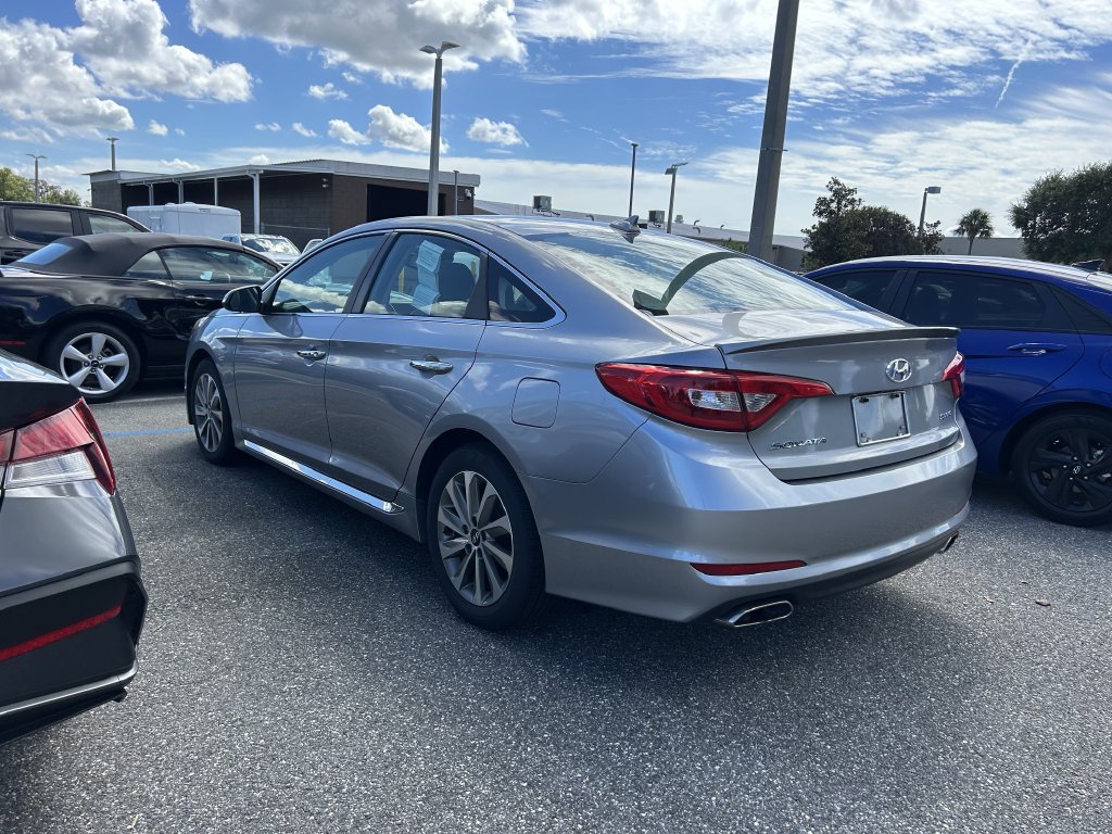 Used 2015 Hyundai Sonata Sport w/ Option Group 03 FWD image 6