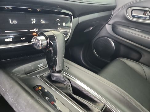 Used 2018 Honda HR-V EX-L image 17