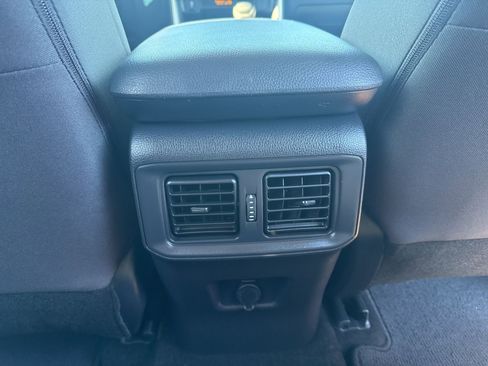 Used 2021 Toyota RAV4 LE image 24