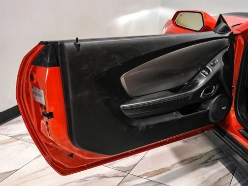 Used 2010 Chevrolet Camaro SS w/ LPO, Ground Effects Package RWD image 29