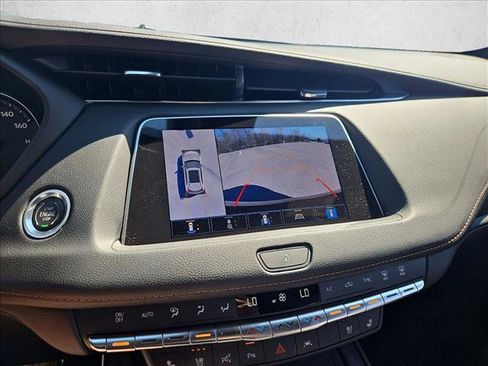 Used 2022 Cadillac XT4 Sport image 14