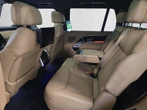 Used 2023 Land Rover Range Rover Long Wheelbase SE AWD/4WD image 15