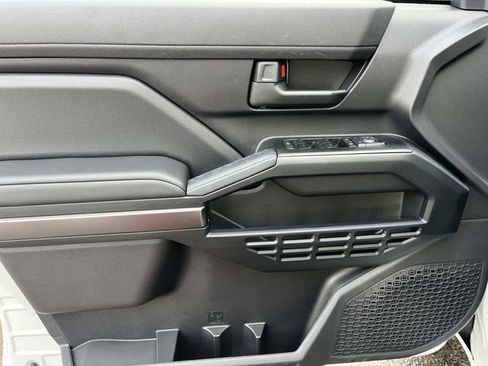 Used 2025 Toyota 4Runner SR5 RWD image 30